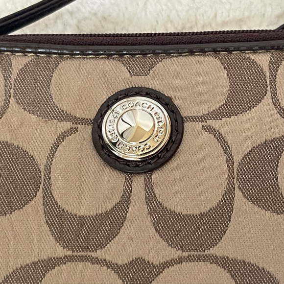 Coach Wristlet EUC - Picture 2 of 7